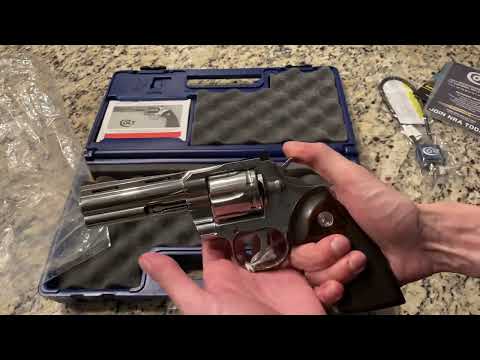 Unboxing and first look at the New Colt Python