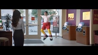 WELLSFARGO MASCOT :30