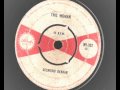 Desmond Dekkar - This Woman - Island records 202 ska 1965 - Kingstoned - soundzz Desmond Dekkar - This Woman - Island records 202 ska 1965