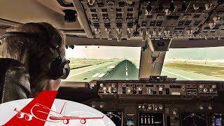 Take Off Boeing 747-400 Abu Dhabi - Cockpit View