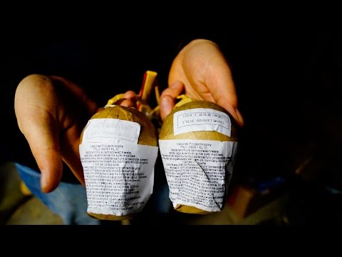 2x Blue Mine (FEUERTOPF) 75mm - Silvester Kugelbomben 2014/2015