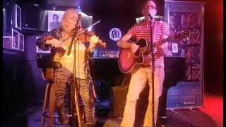 Texas  Woman  (Taj Mahal cover)  @Fingers Piano bar