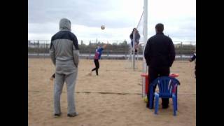 preview picture of video 'пляжный волейбол 14 мая/beach volleyball may 14, 2011'