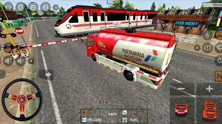 Download lagu MOBIL TRUK OLENG, HINO DUTRO TANGKI PERTAMINA BUSSID MOBIL SIMULATOR. mp3