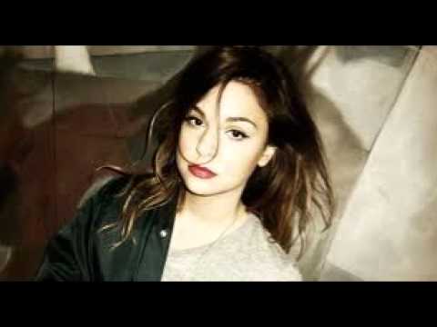 Alina Devecerski - Flytta På Dej