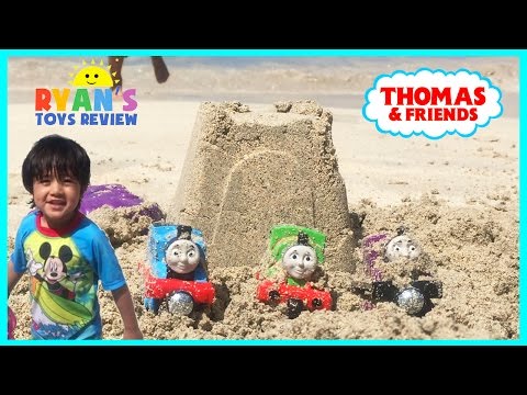 Thomas and Friends Trains Surprise Toys in the sand with Ryan Video