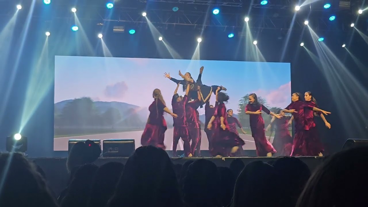 Primeiro dia de congresso espada na face - Camila Sales