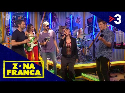 "La nit sembla que serà nostra", d'Els Amics de les Arts, amb La Mercabanda - Zona Franca