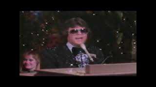Ronnie Milsap - performs &quot;Inside&quot; - New Years Eve night - 1982
