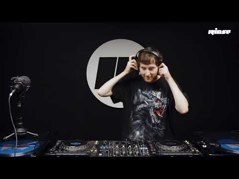 2much & Magnetiic Agency invitent DJ Caline (DJ set) | Rinse France