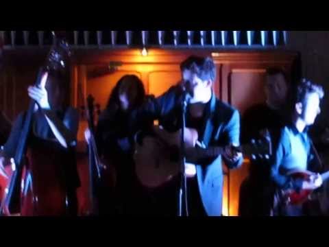 Ed Prosek and band with The Random Famiy - Wagon Wheel - Live in Liverpool