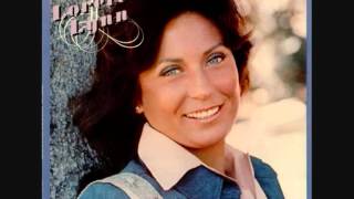 Loretta Lynn - I&#39;m goona do somebody right