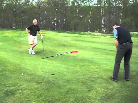 Gordon Putting at Boat of Garten II