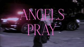 Musik-Video-Miniaturansicht zu Angels Pray Songtext von Messer (Mitch Grassi)