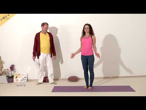 Halbe Vorwärtsbeuge aus dem Stand - Yoga Asana Lexikon