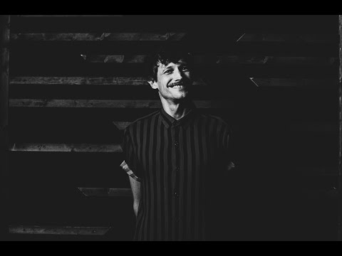 TÜSN - Erzähl mir was Neues