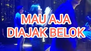 Download lagu YANG CANTIK KITA AJAK BELOK DULU #ekopagiboeta #ekopagiboetaband #pagiboetaband mp3
