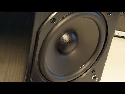 Panasonic SC-PMX94 Bass Test 4K - Piezo tweeter rattling!