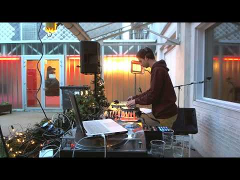 MVMNT @ Anti Matter Ends The Year Outdoor, Kavka, Antwerpen (18-12-2013)