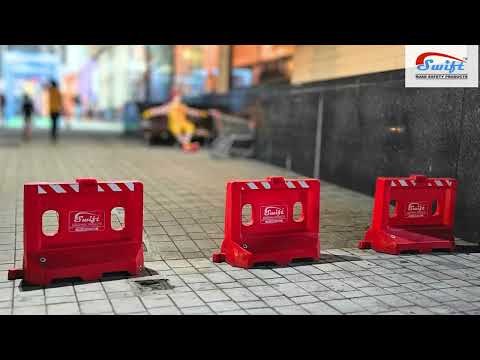 1 m Red LLDPE L Shape Road Safety Barricade