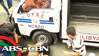 TV Patrol: Mga raliyista sinagasaan ng police mobi