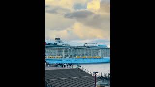 Cruise Sydney, shorts videos, subscribes