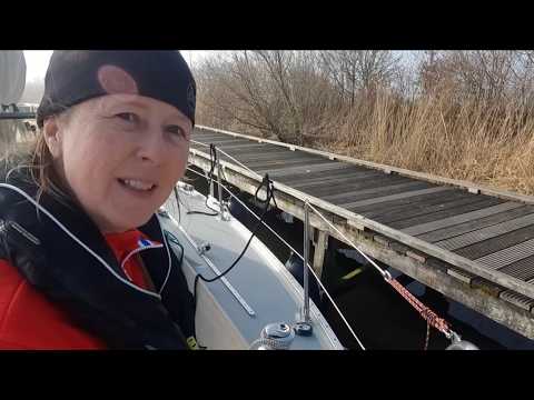 Learning to Dock Alone: The Moment My Solo Sailing Prep Got Real - Ep 17 [EN]