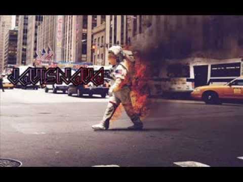 Jordy Dazz vs. Zedd vs. Hardwell - OMG Clarity with the Spaceman (JaviSNava Mashup)