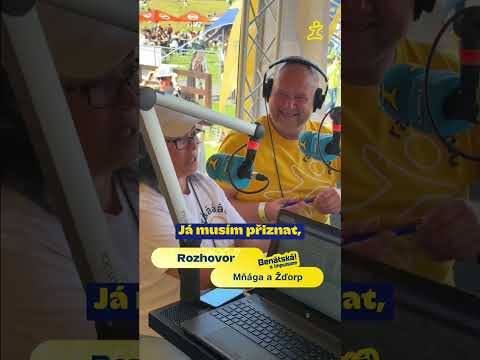 Dnes už na pódiu působí úplně jinak než na začátku. 👀