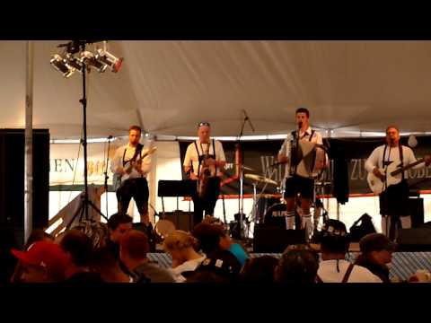 Johnny Koenig - Beer Drinking Song