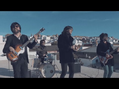 Rosario Cohete - Action Cadix