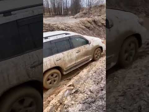 Thumbnail for Slush vs the Land Cruiser |#youtubeshorts #shorts by Toyota 7