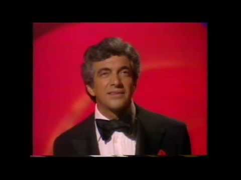 Frankie Vaughan - Give Me The Moonlight