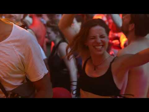 Moa Anbessa plays Education  on The Roots Corner Soundsystem @ Couleur Café #10