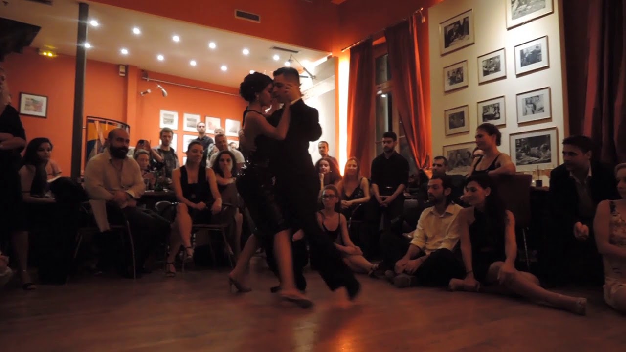 Naima Gerasopoulou & Lucas Gauto - Muriendome de amor, Floreal Ruiz