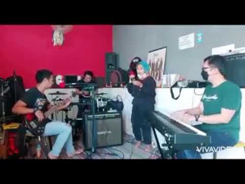 Herdi Yunus Prahara cinta (cover by TheCuan band)