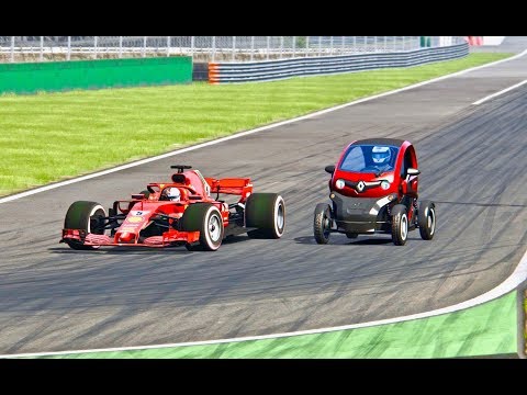 Ferrari F1 2018 vs Reanult Twizy Monster -  Monza