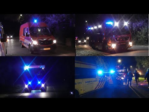 Brandweer met spoed naar Grote Brand in een Rietendak in Bergharen