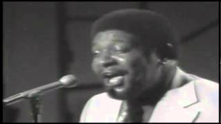 Oldies Medley- the Persuasions