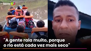 Como seca extrema afeta rotina de barqueiro escolar no Acre: 'É muito difícil'