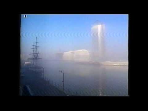 R.E.M. 1991-03-14 - 'The Late Show’ (BBC2 advert for that nights show)