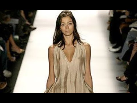 BCBG MAX AZRIA Spring 2007 New York - Fashion Channel