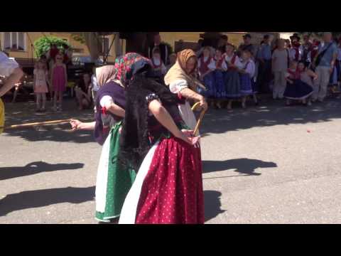 Dětský FS KAMÝČEK - FF  Staročeské máje - Karlštejn  2017 č.7