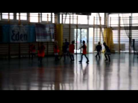 Turniej  Mikołajkowy Skrzatów rocznik 2006 w Krzeszowicach