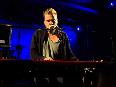 Started Something - Daniel Nitt - 12.10.2014 - Frankfurt Das Bett