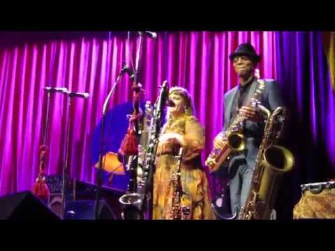 Vincent Henry and Elisabeth Lea / Buona Sera - Hugh Laurie and the CBB