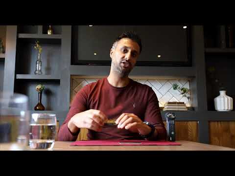 Magicians Insurance Card by Vinny Sagoo - www.MagicCastle.com.sg