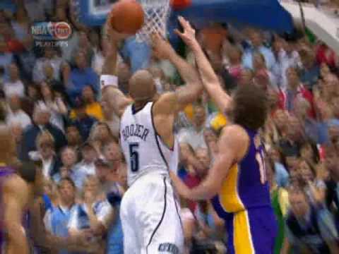 Carlos Boozer With the Big One-Handed Slam