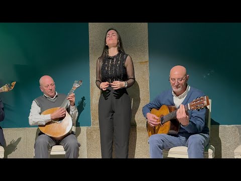 Trago Fados Nos Sentidos - Amália Rodrigues