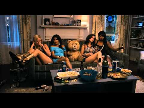 Ted (par le créateur des Griffin) - Bande Annonce Officielle (VF avec la voix de JoeyStarr)